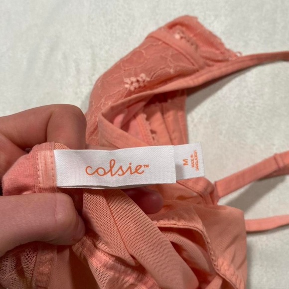 Colsie Coral Fairy Lace Hook Front Bralette Sheer Corest Crop Top Size M - Picture 3 of 3